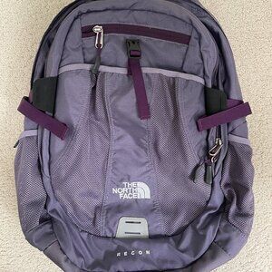The North Face Women's Recon Backpack in Purple - LIKE-NEW CONDITION